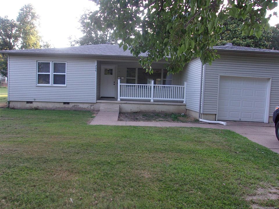 2nd image of 706 N C Ave