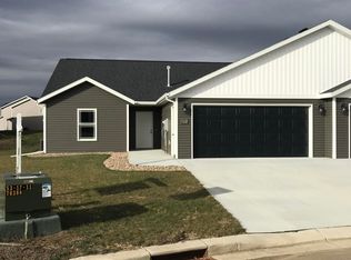 6932 Butler Loop, Bismarck, ND 58504