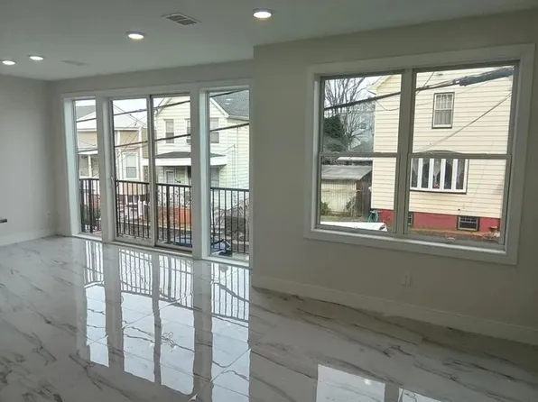 285 Lembeck Avenue image 4 of 20