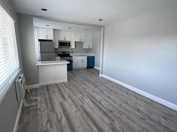 5th image of 3644 Park Blvd