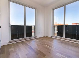 246 Johnson Ave #4F, Brooklyn, NY 11206