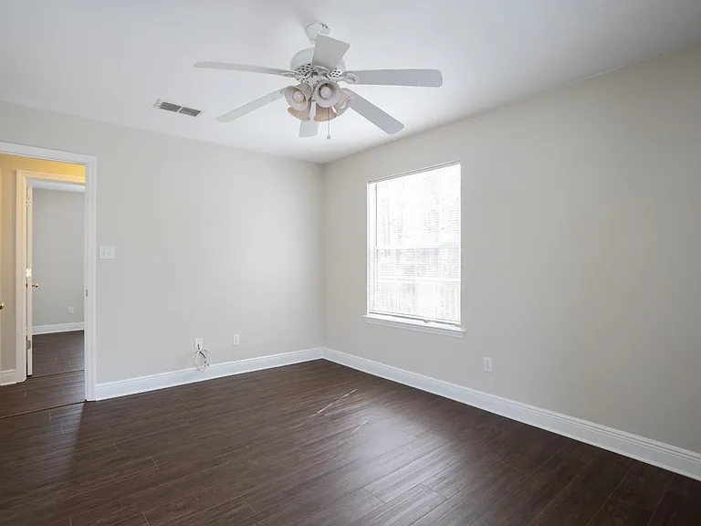 3569 Chatelaine Dr — Photo 19