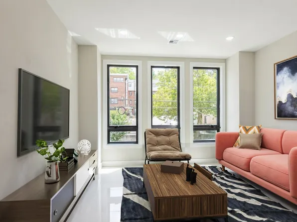 221 Columbia Avenue image 9 of 50