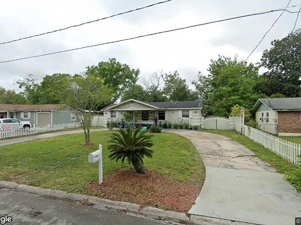 1st image of 2850 W Goldenrod Cir