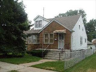 1st image of 10230 S Sawyer Ave