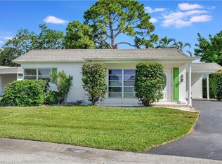 7 Knights Bridge Rd #A-4, Naples, FL 34112