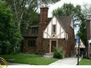 8139 Ward St, Detroit, MI 48228