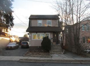 530 Victory Ave, Ridgefield, NJ 07657