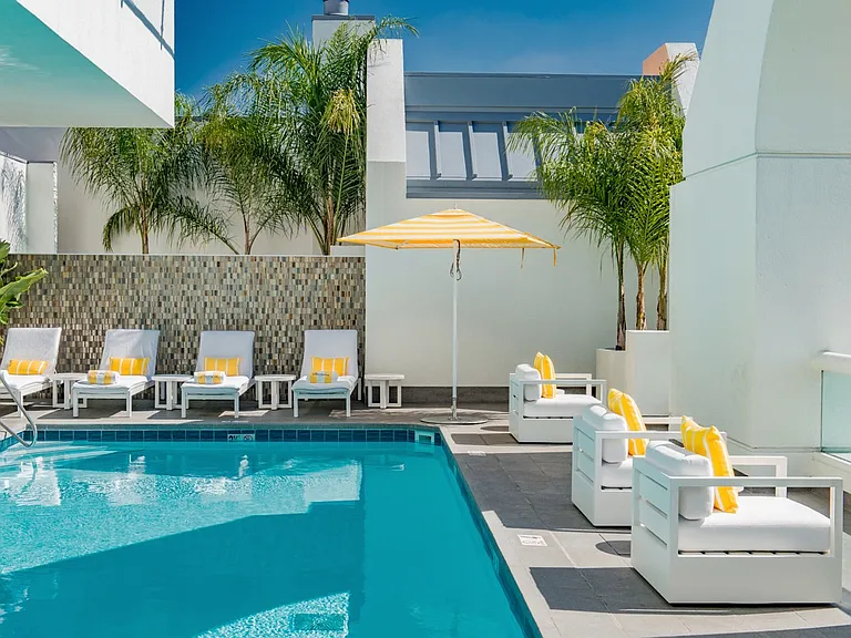 10520 Wilshire Blvd #1004 — Photo 24