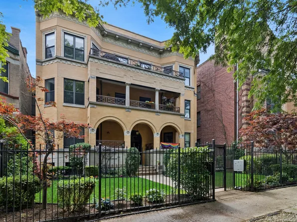 (undisclosed Address), Chicago, IL 60613