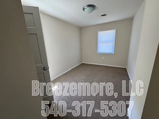 227 E Piedmont St — Photo 7