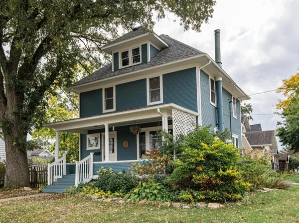 1002 1st St SE, Rochester, MN 55904