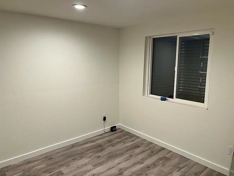 2343 Kermesite Ct #B — Photo 16