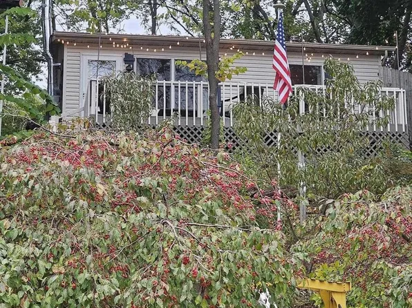 501 Knapp Rd, Brooklyn, MI 49230