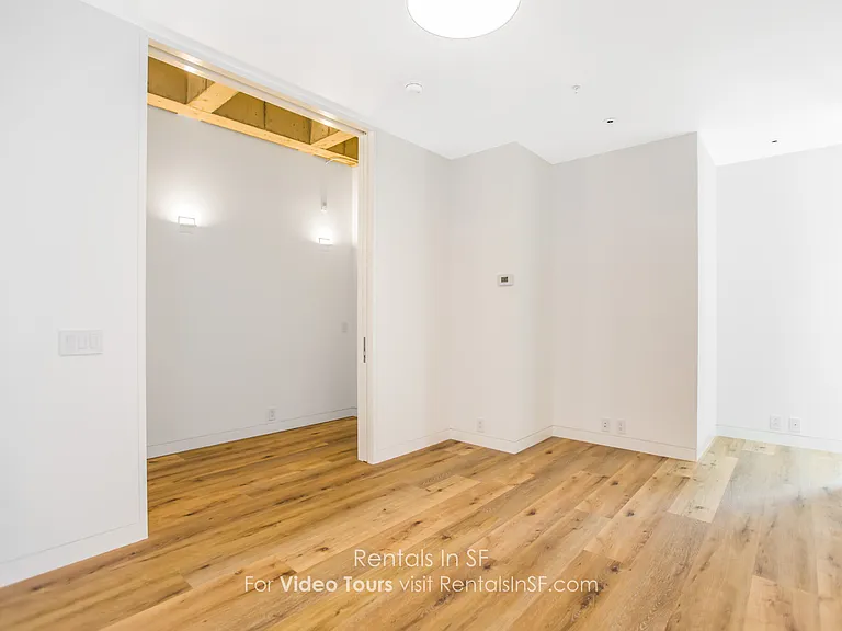 2232 1/2 Webster St — Photo 12