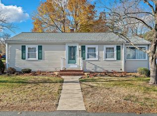 38 Macdougall Ct, Weymouth, MA 02190