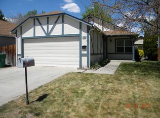 1248 Gilly Ln, Sparks, NV 89434