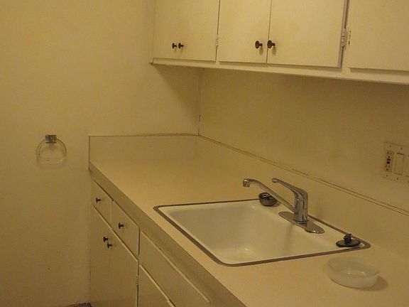 5th image of 1735 Highland Pl #5