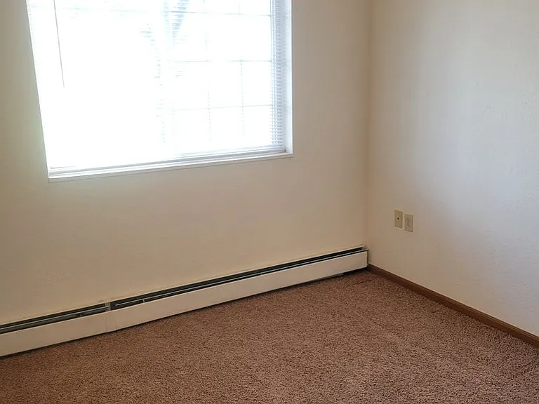 1100 Adams St — Photo 15