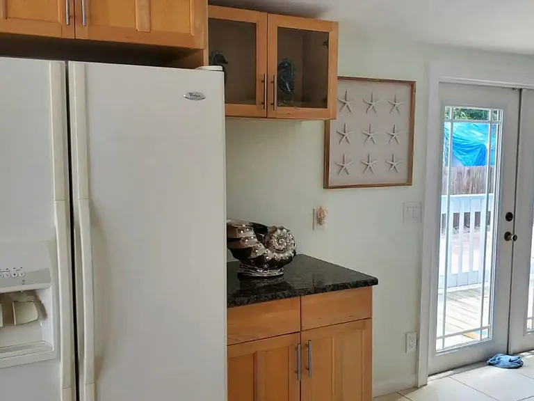 200 Buttonwood Ave — Photo 11