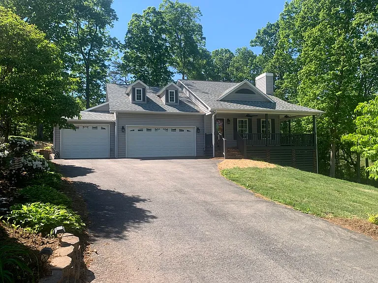 40 Brierfield Dr — Photo 3