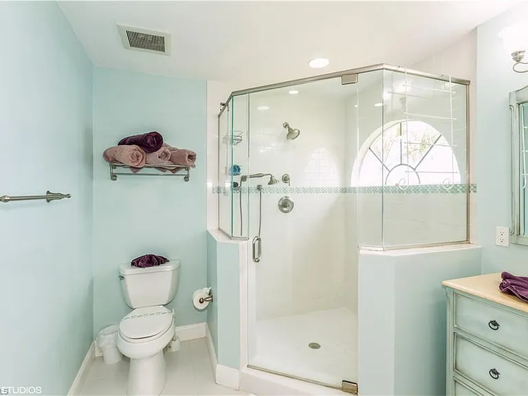 2611 Citrus Lake Dr #C-203 — Photo 15