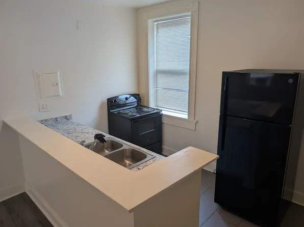 1390 S 1st St #4, Louisville, KY 40208