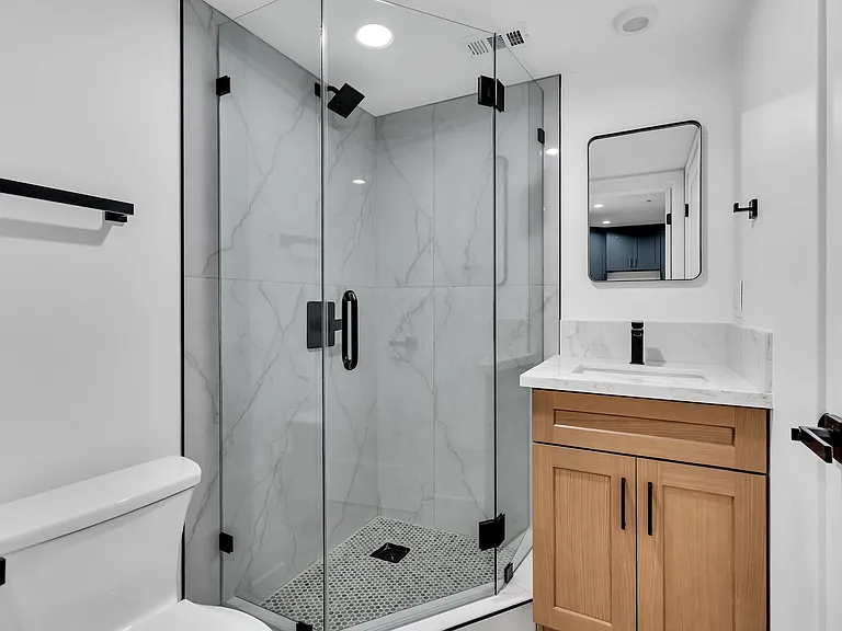 1119 N Avenue 56 — Photo 12