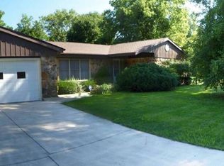 19 Oak Ridge Pond Rd, Hannibal, MO 63401