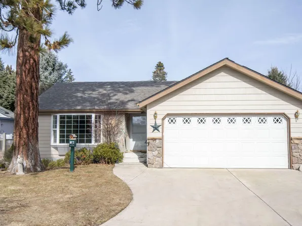 1056 W Collier Glacier Dr, Sisters, OR 97759