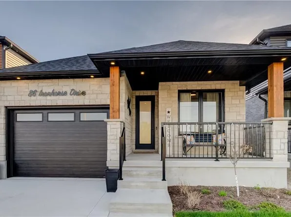 86 Ironhorse Dr, Breslau, ON N0B 1M0