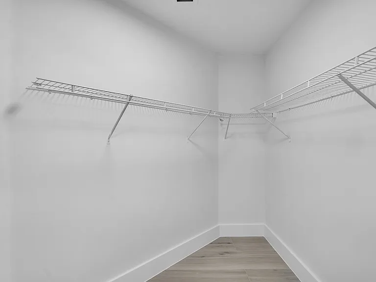 3rd bedroom closet