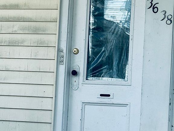 2nd image of 36 Cold Spring Pl #1