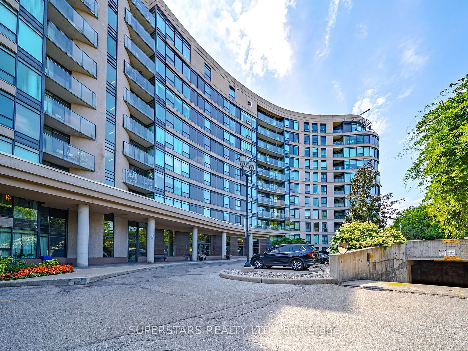 1 bed, $1,990 — Photo 2