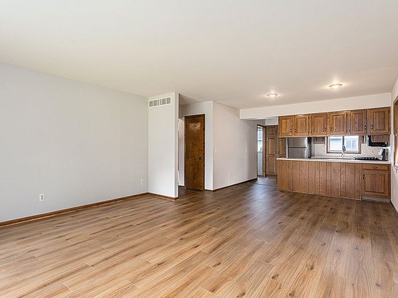 5th image of 5909 Leisure South Dr SE