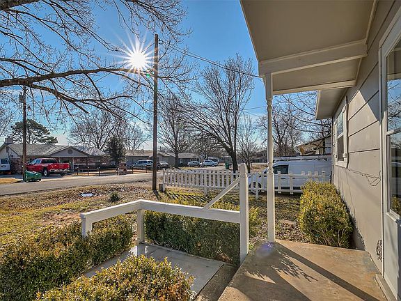 5th image of 507 Lois St