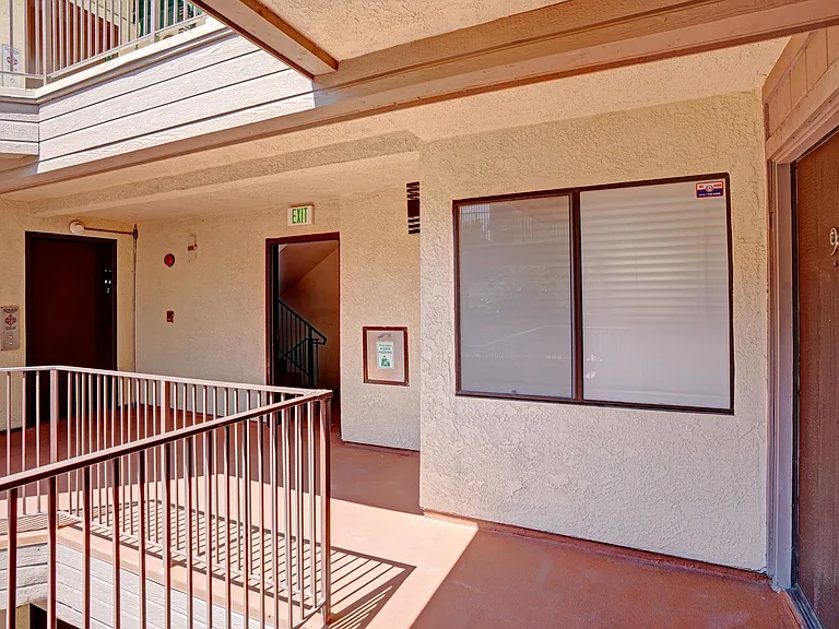 453 Ivy St — Photo 26