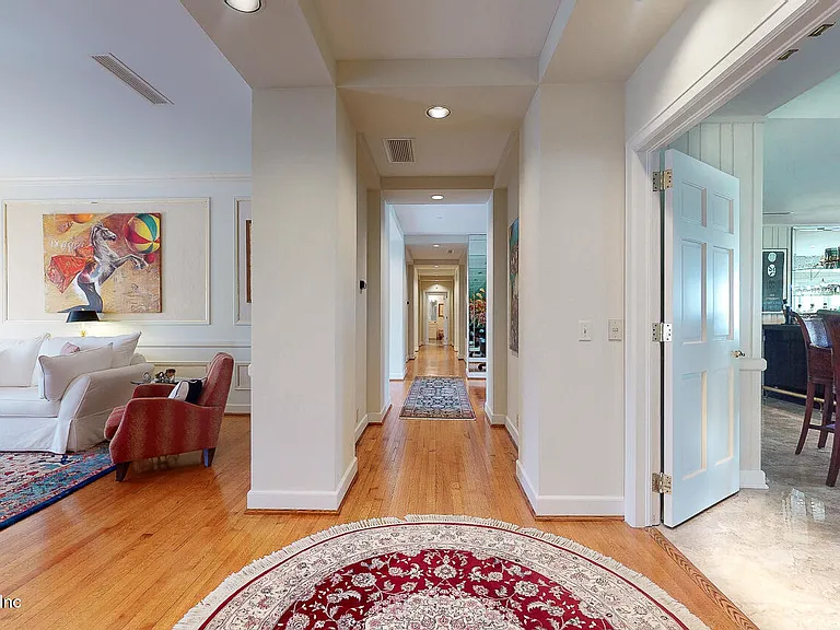 7987 Hollyridge Rd — Photo 38