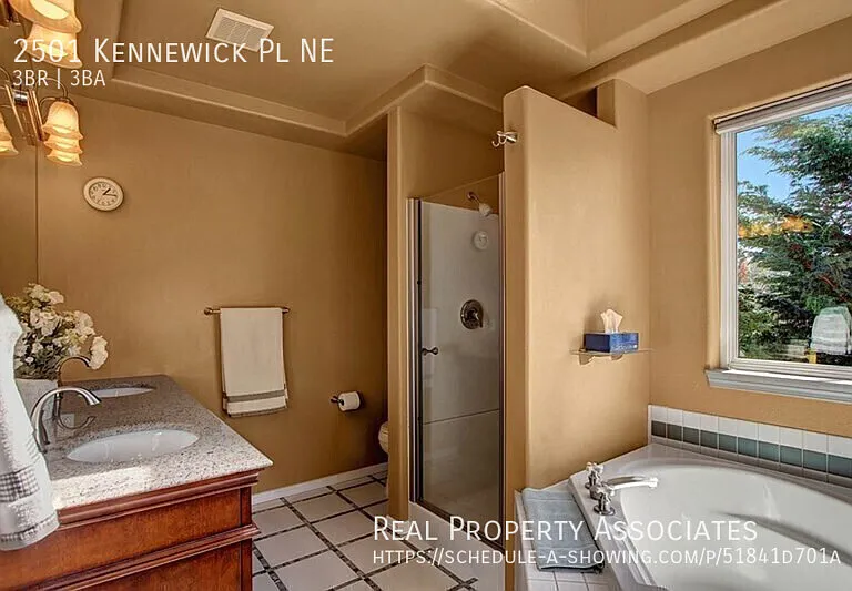 2501 Kennewick Pl NE — Photo 16