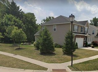 39025 Crescent Dr, Avon, OH 44011