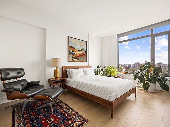 2nd image of 319 Schermerhorn St #14A