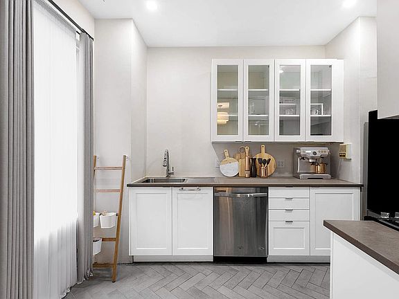 4th image of 416 Ocean Ave APT 41