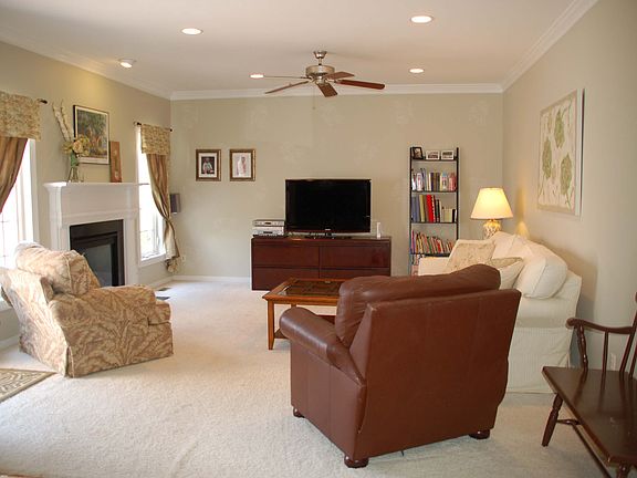 5th image of 12309 Luxford Pl