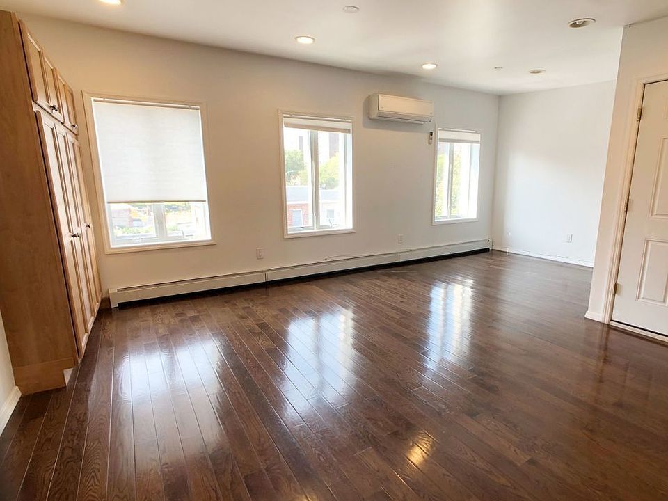 1st image of 21-05 33rd Ave #2F