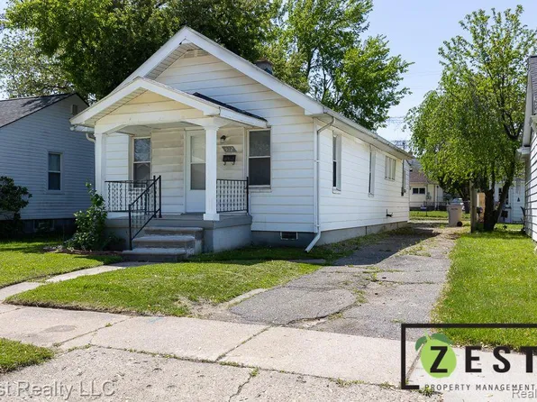 512 E Brickley Ave, Hazel Park, MI 48030
