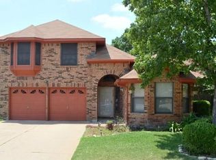 6428 Meadow Glen Dr, Arlington, TX 76018