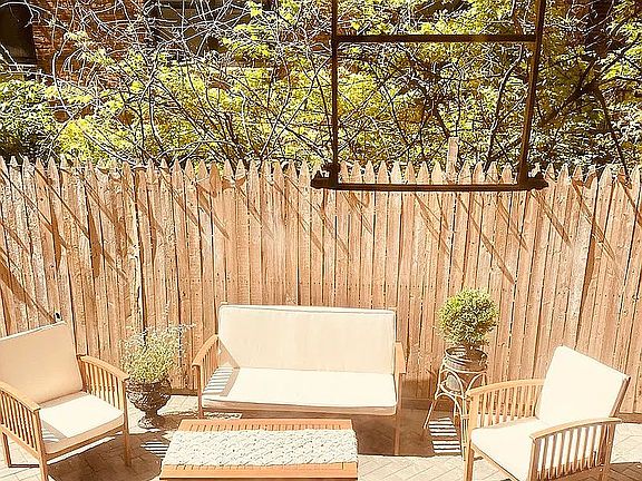 2nd image of 340 E 55th St APT 1D