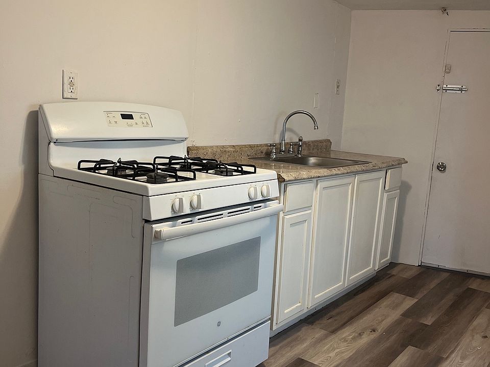 Kitchenette area