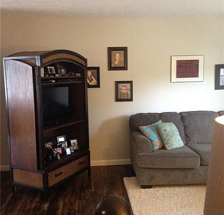 4th image of 233 Navaho Dr