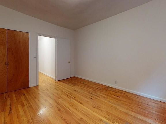 3rd image of 1612 York Ave #4A1